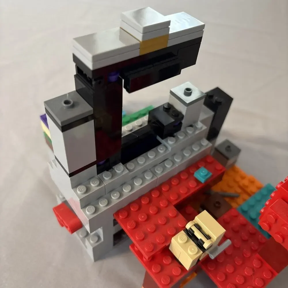 LEGO Minecraft: The Ruined Portal 21172 Building Toy Minifigs Manual Inc.